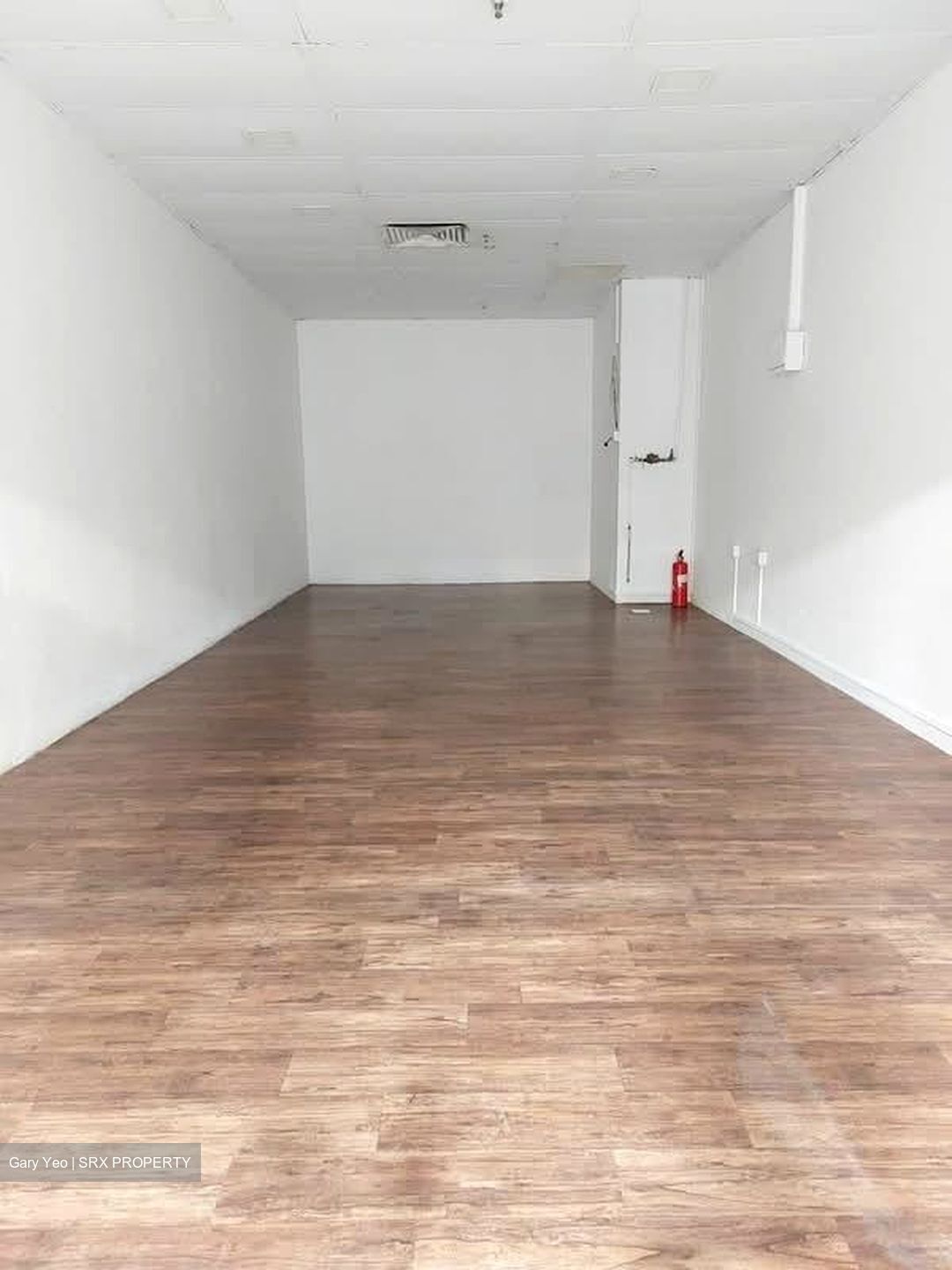 Roxy Square (D15), Retail #579080011
